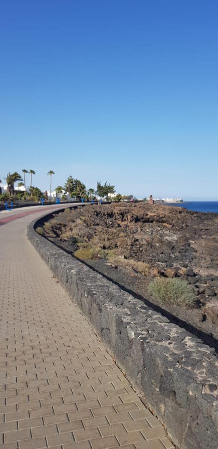 Playa Roca Bungalows Costa Teguise Luaran gambar